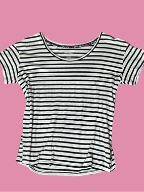 Xhilaration Black & White Striped Short Sleeve Tee